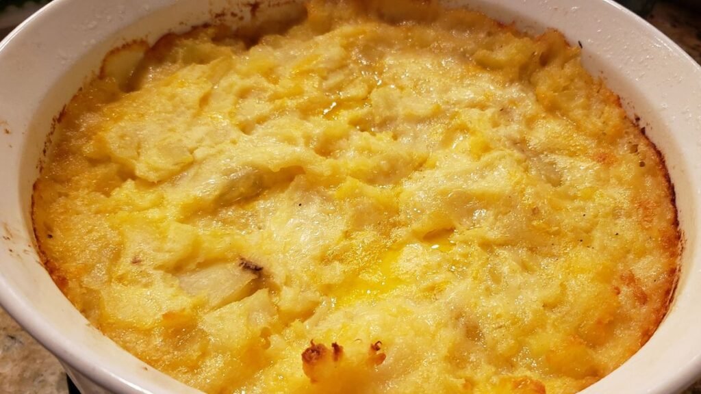 Cheesy Gold Mashed Potatoes