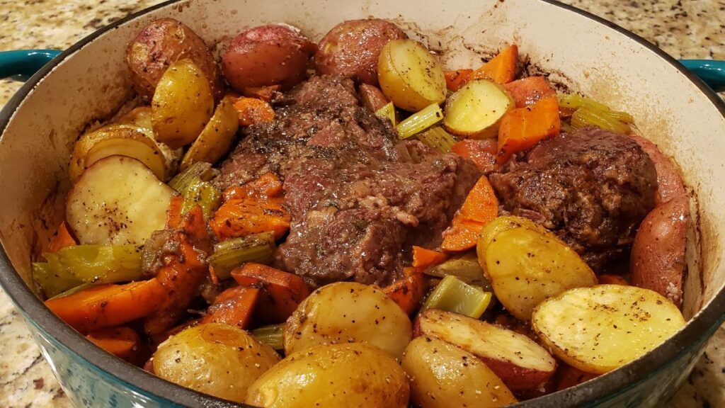 beef pot roast with vegetables and potatoes